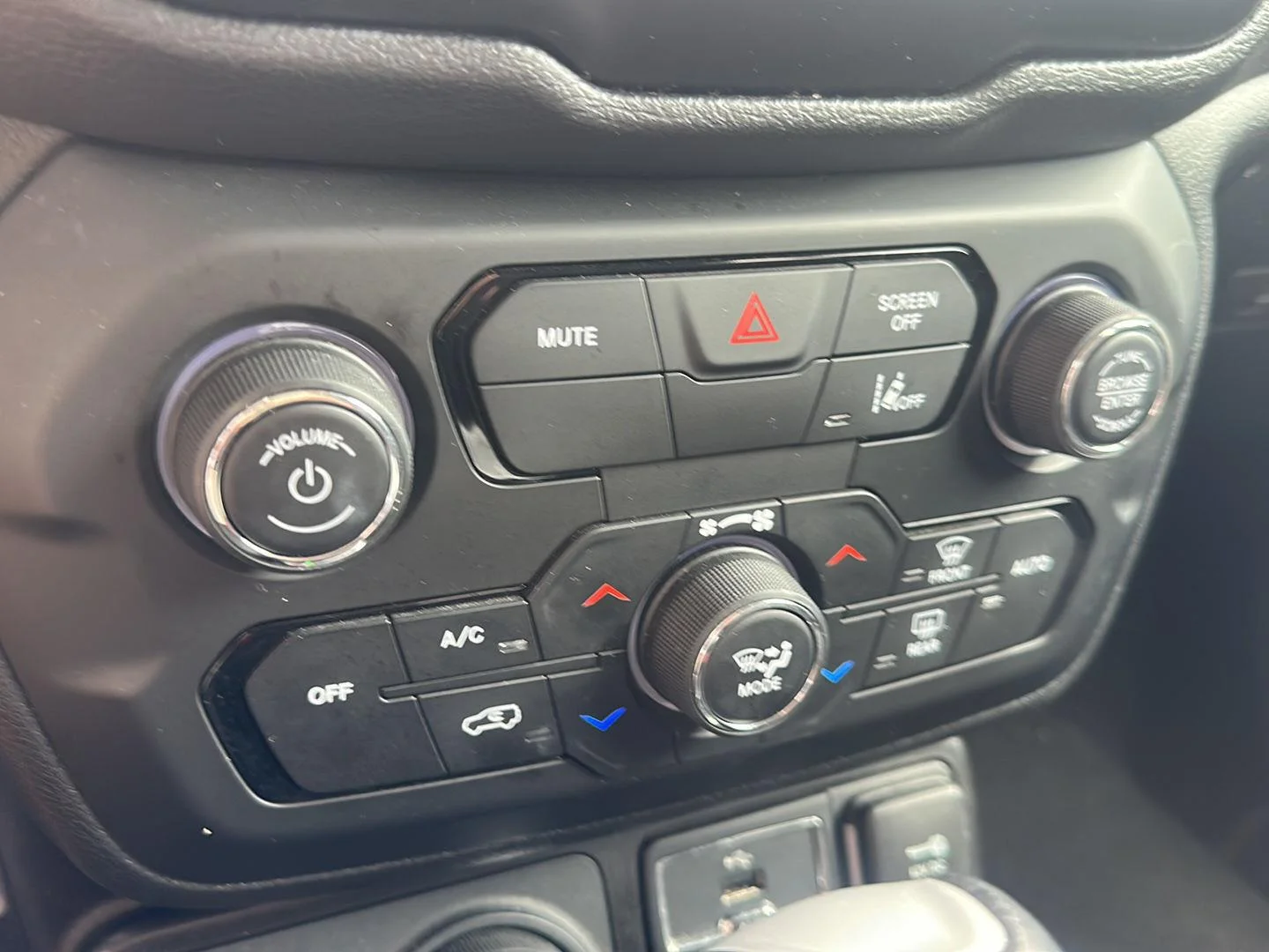 Used 2023 Colorado Red Clearcoat Jeep Trailhawk image 17