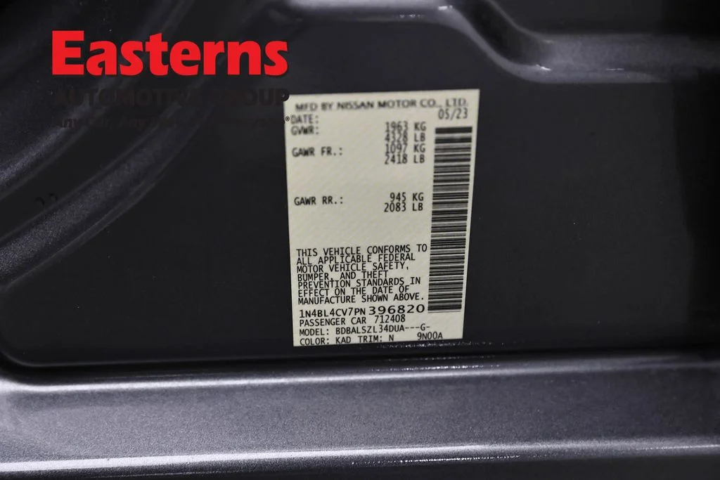 Used 2023 Gray Nissan 2.5 SR image 35