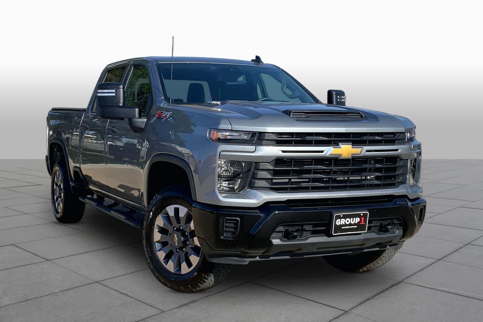 Used 2026 Sterling Gray Metallic Chevrolet Custom image 3