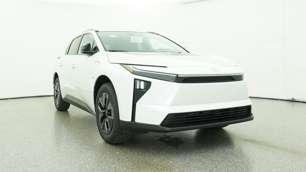 New 2026 Wind Chill Pearl Toyota XLE image 7