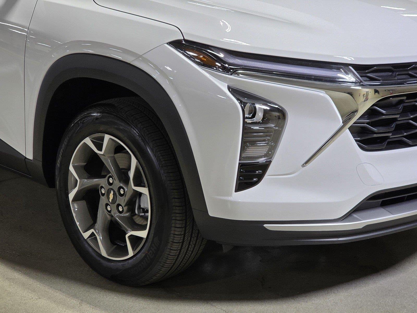 2026 Chevrolet Trax LT - Photo 10