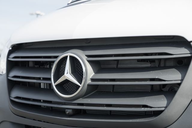 New 2026 Arctic White Mercedes-Benz Cargo 144 WB image 11