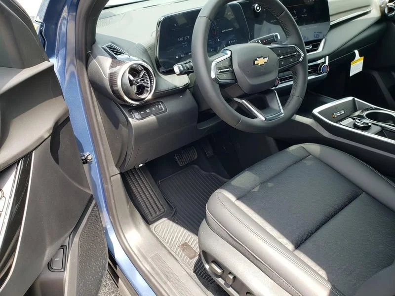 2026 Chevrolet Equinox LT - Photo 6