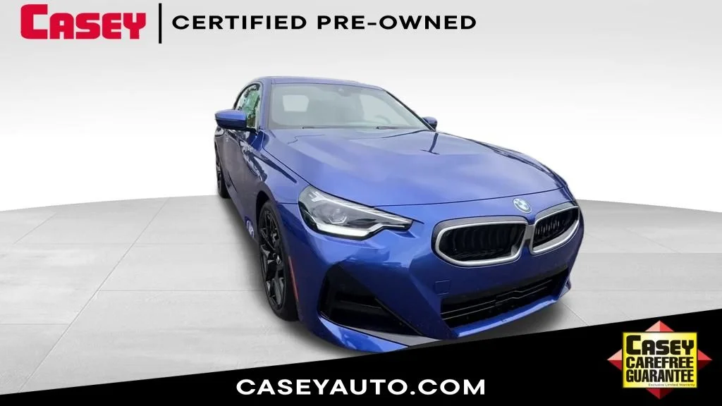 2025 BMW 2 Series 230i Coupe's photo