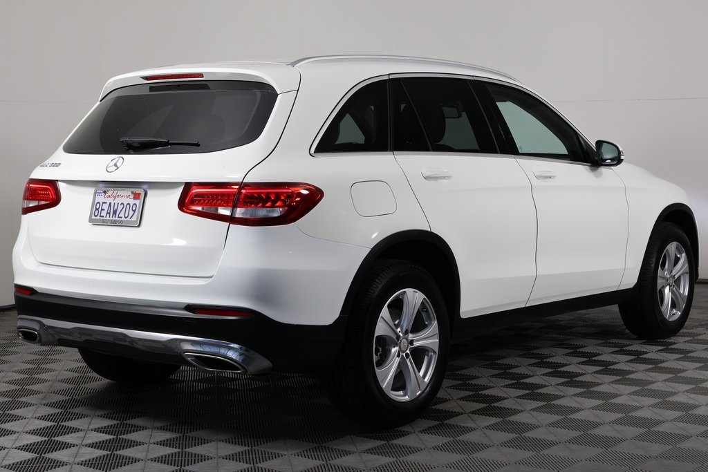 Used 2018 Polar White Mercedes-Benz GLC 300 image 4