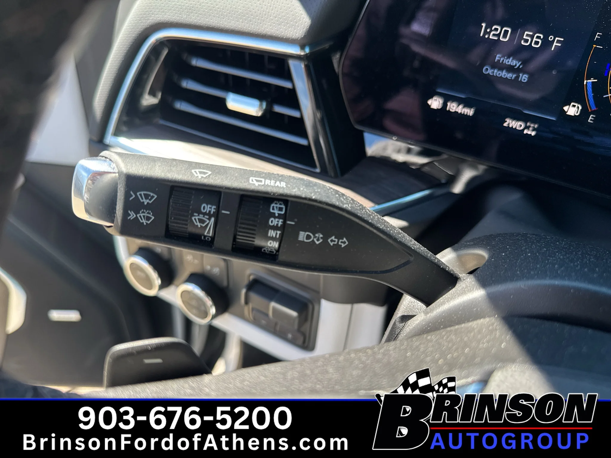 Used 2025 Iridescent Pearl Tricoat Chevrolet Premier image 27
