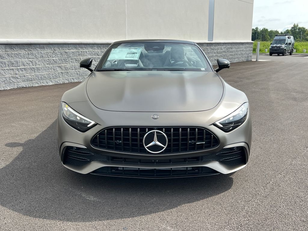 New 2027 Monza Grey Magno Mercedes-Benz AMG® SL 43 Roadster image 3