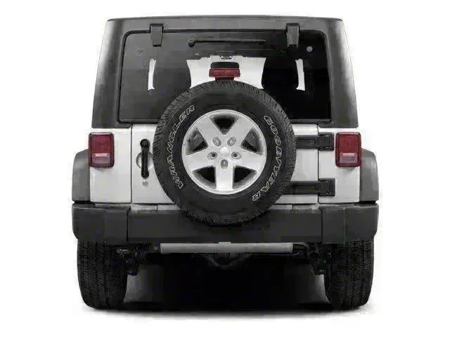 Used 2010 Silver Jeep Unlimited Sahara image 5