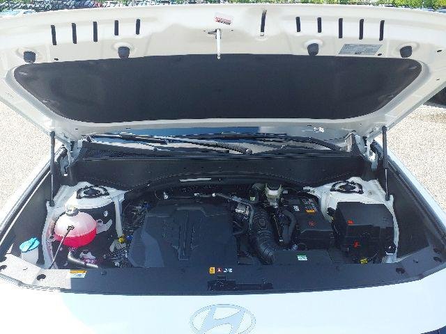 New 2026 White Pearl Hyundai SEL Premium image 15