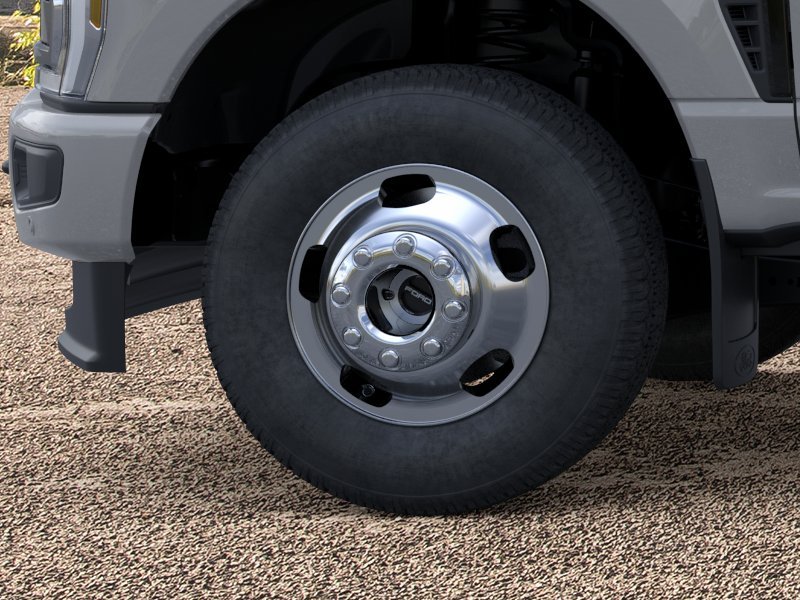 New 2026 Avalanche Ford F-350® Platinum® image 48