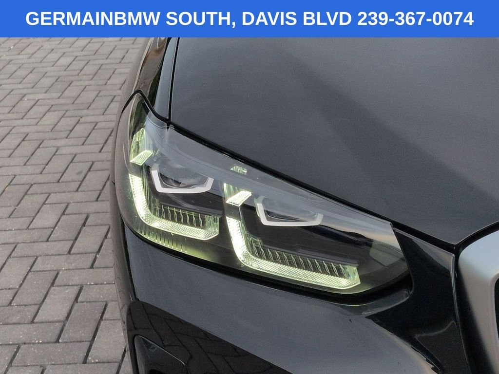 Certified Used 2022 Black Sapphire Metallic BMW xDrive30i image 11