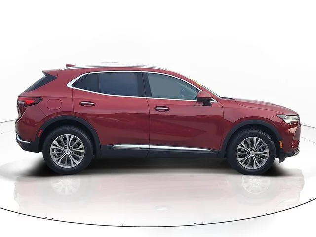 Used 2023  Buick Preferred image 4