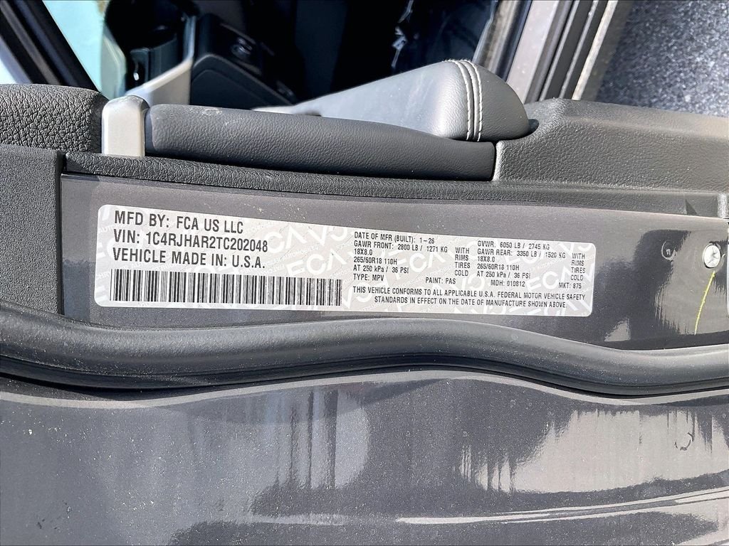 New 2026 Baltic Gray Metallic Clearcoat Jeep Laredo image 16