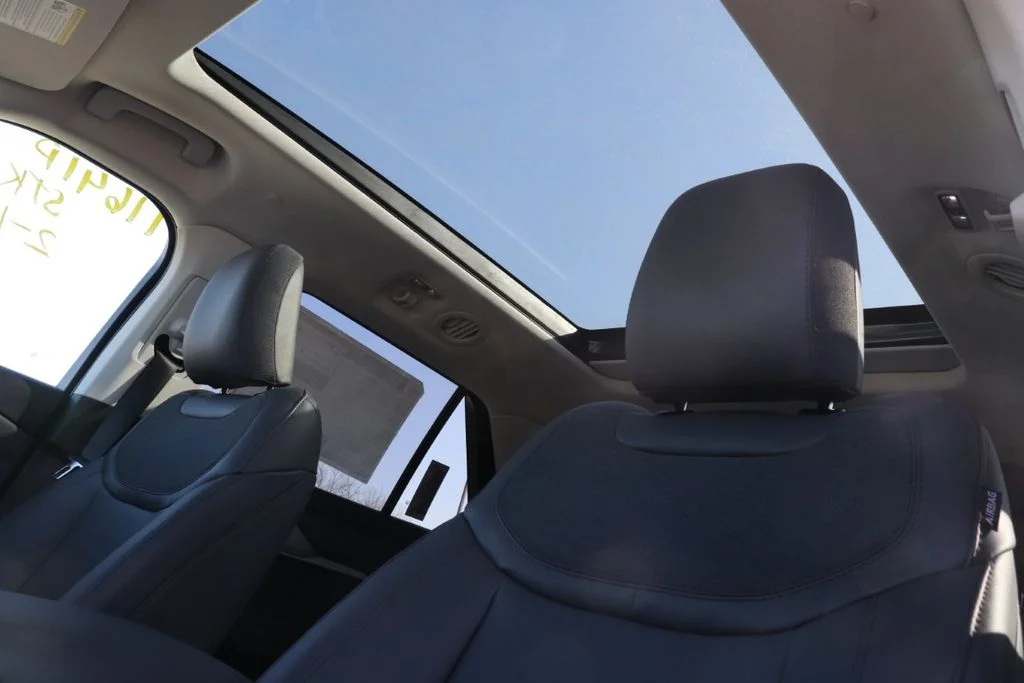 New 2026 Space White Metallic Ford Active image 39