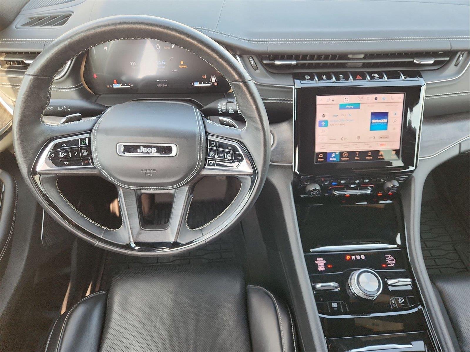 2022 Jeep Grand Cherokee photo 11 of 35