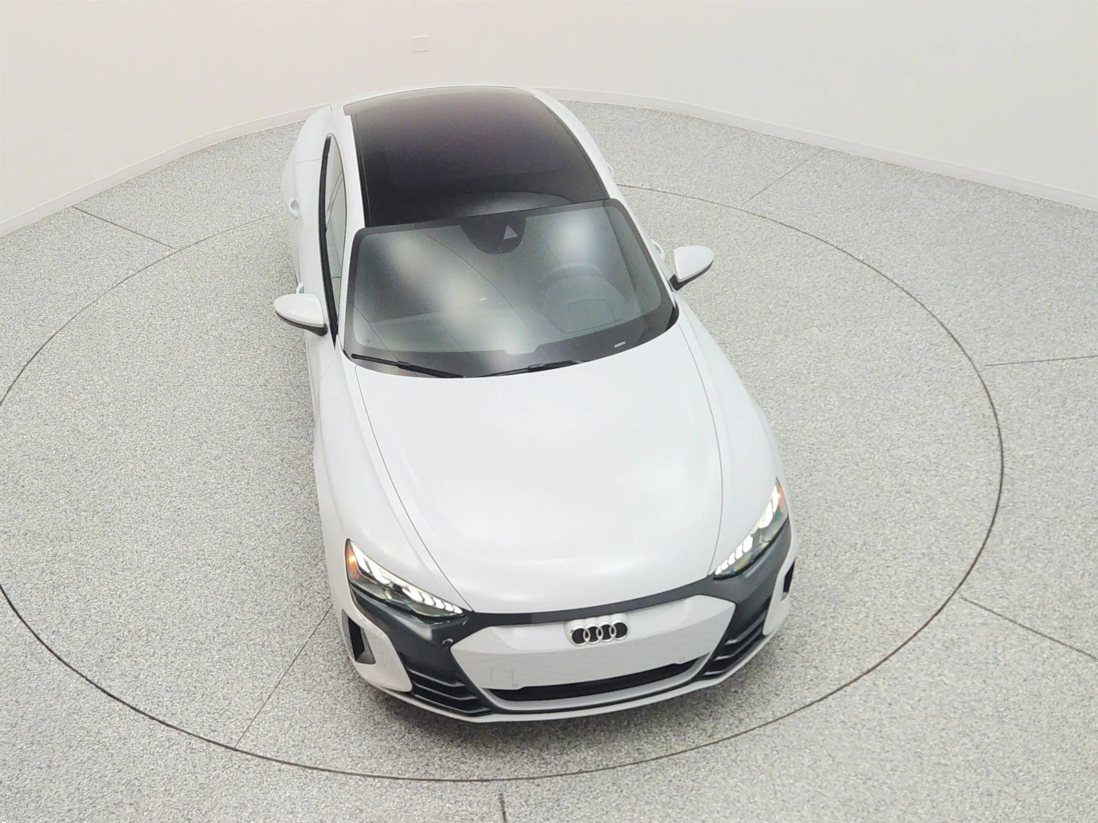 Used 2023 Suzuka Gray Metallic Audi quattro image 22