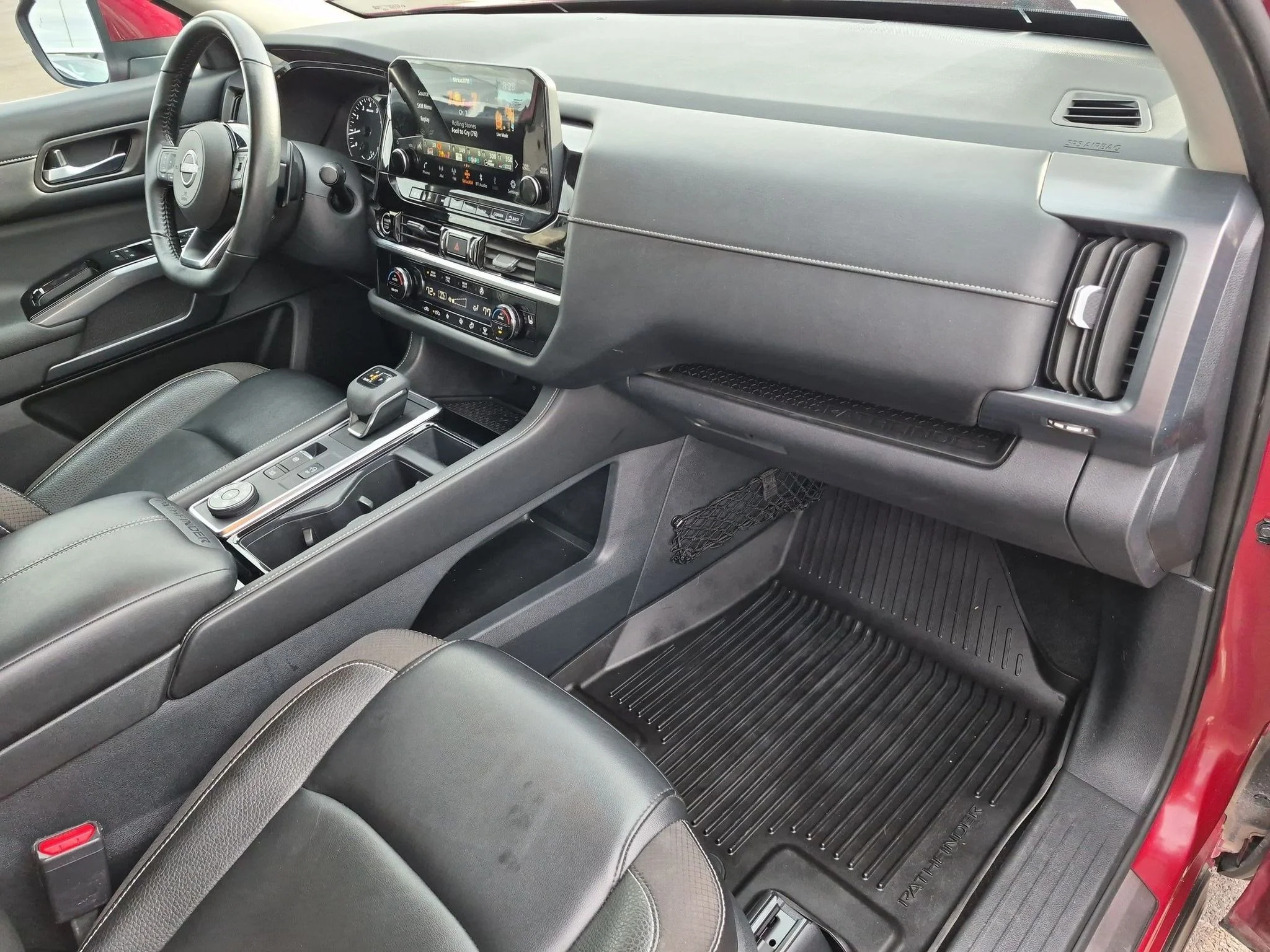 Used 2023 Scarlet Ember Tintcoat Nissan SL image 23