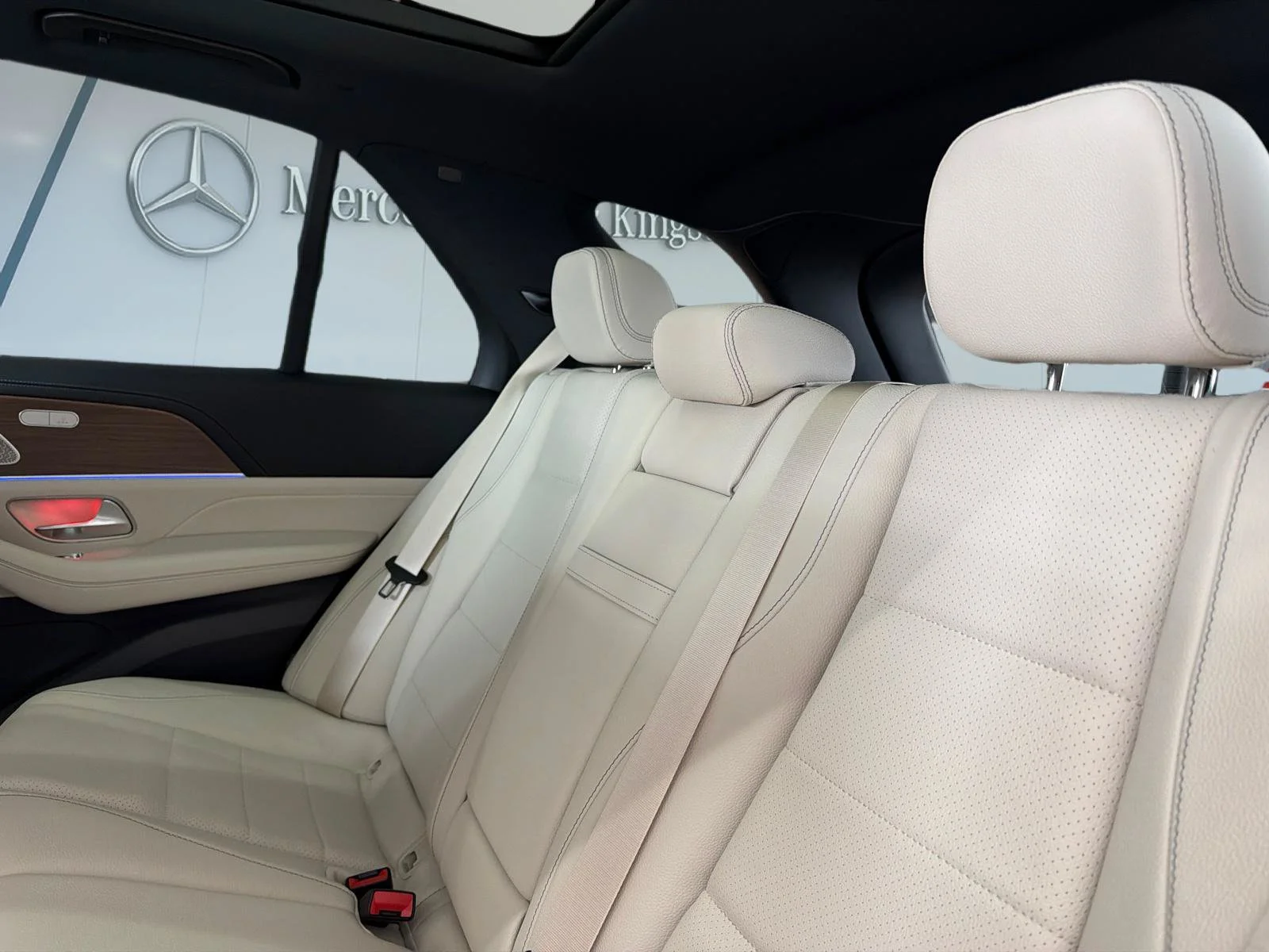 Used 2026 Blue Mercedes-Benz GLE 350 image 16