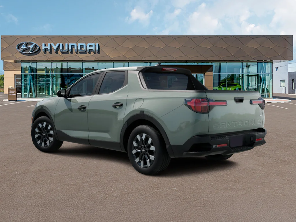 New 2027 Green Hyundai SE image 4