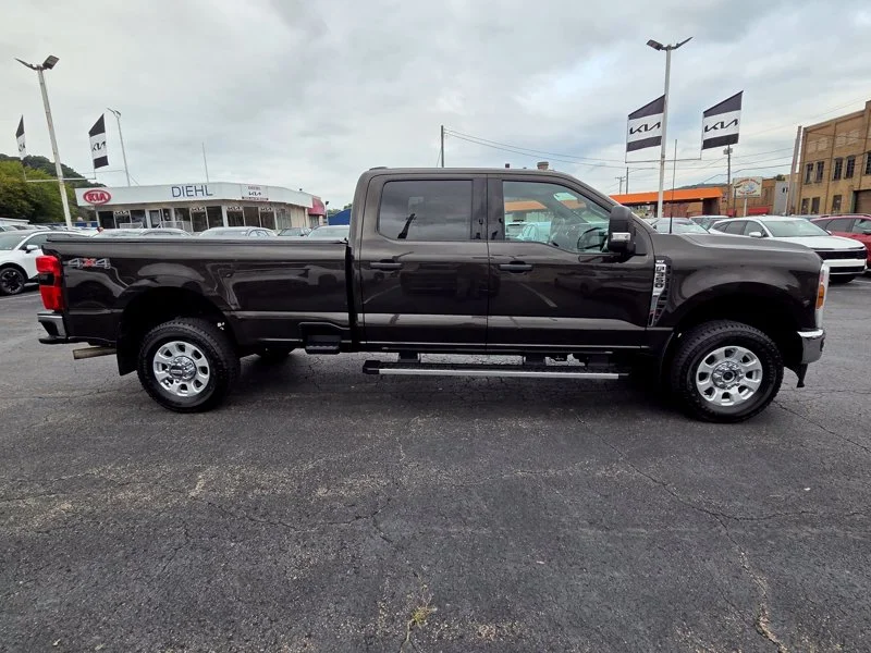 Used 2024 Brown Ford XLT image 8