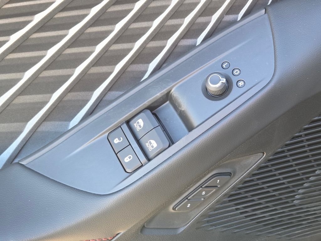 New 2026 Diamond Black Crystal Pearlcoat Dodge R/T Scat Pack image 10