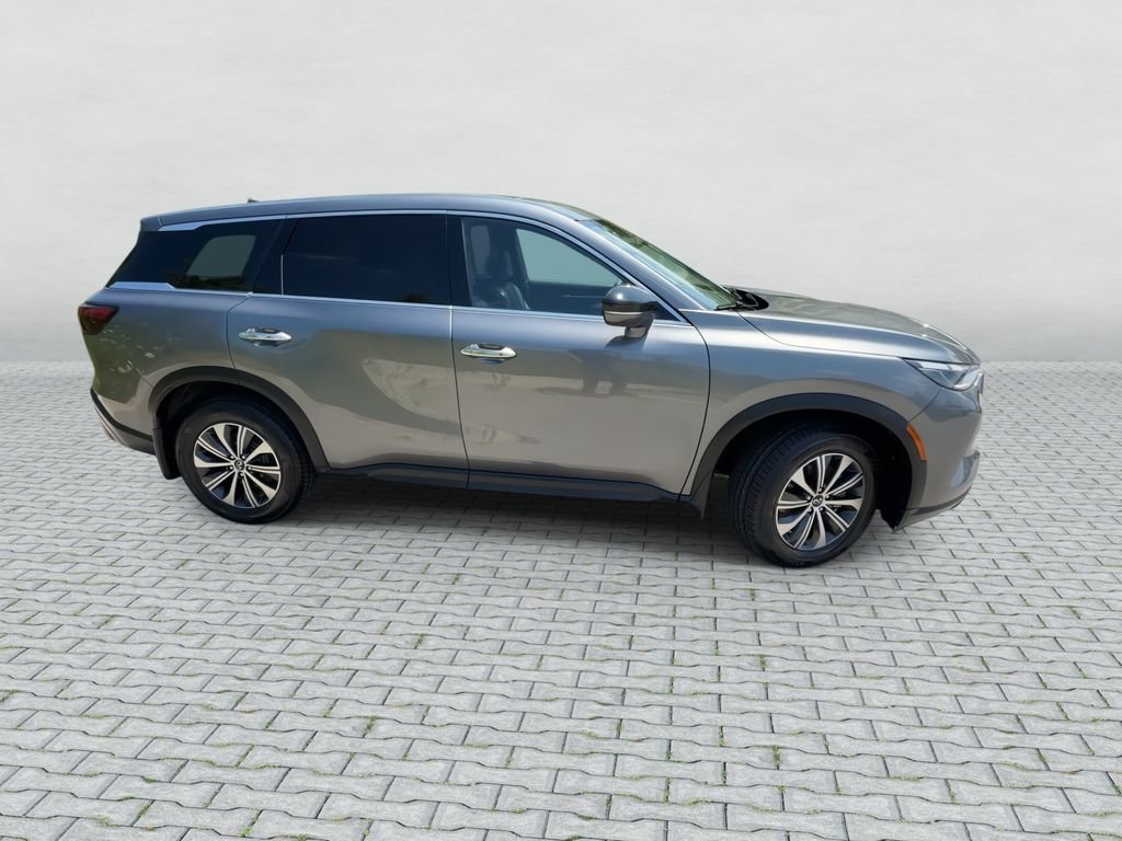 Certified Used 2022 Graphite Shadow INFINITI PURE image 9
