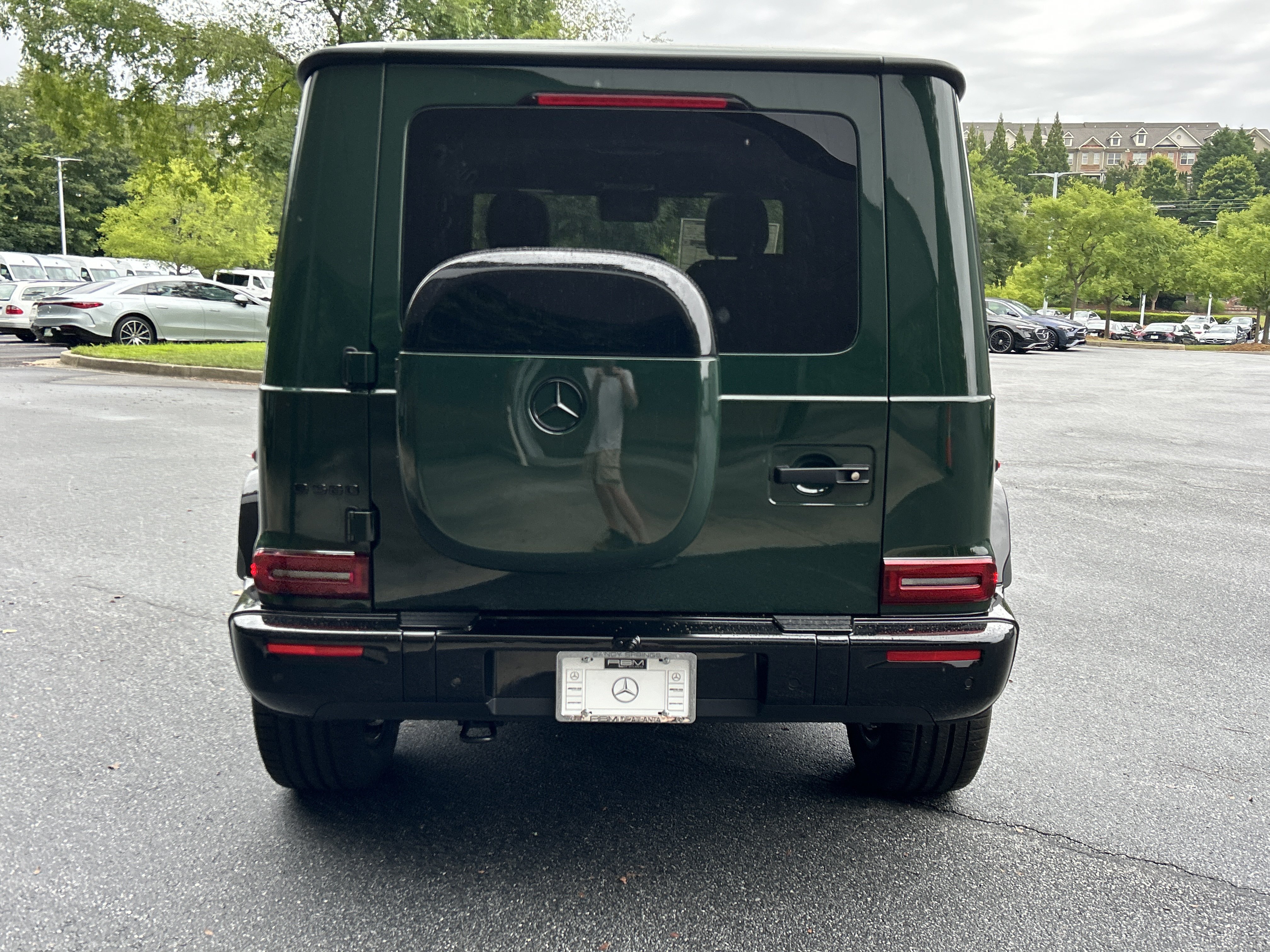 New 2026 MANUFAKTUR Deep Green Non-Metallic Mercedes-Benz G 580e SUV image 7
