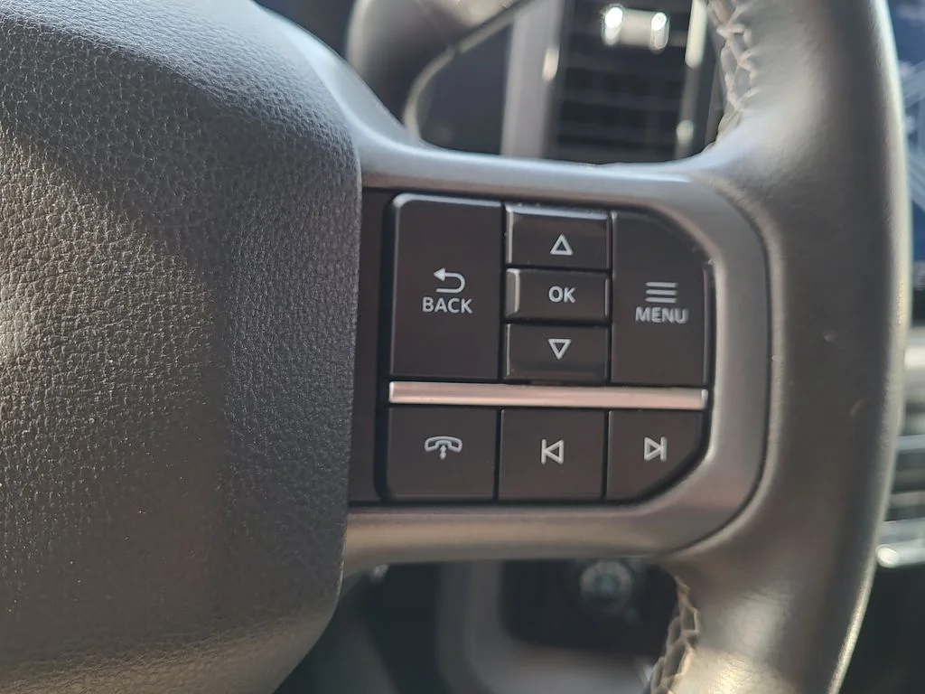 Used 2024 Black Ford XLT image 28