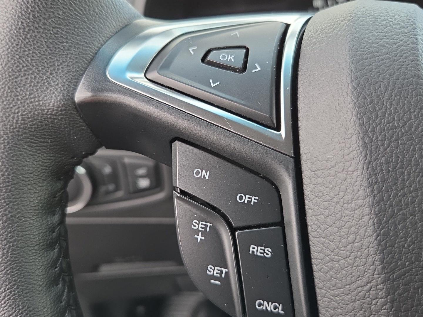 Used 2024 Agate Black Ford SEL image 11