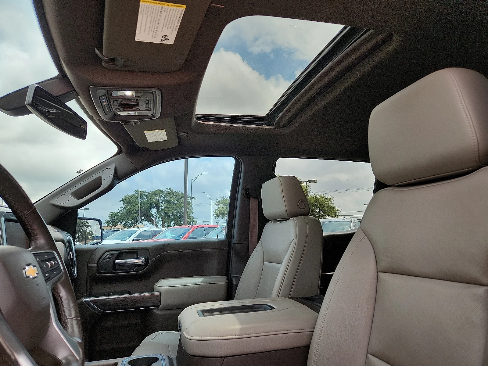 2022 Chevrolet Silverado 1500 Limited LTZ - Photo 14