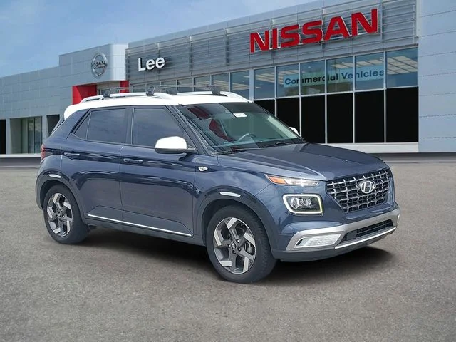 2022 Hyundai Venue Limited IVT's photo