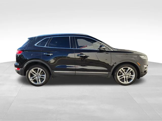 Used 2019 Black Lincoln Reserve image 10