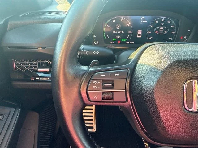 Used 2025  Honda Sport-L image 15