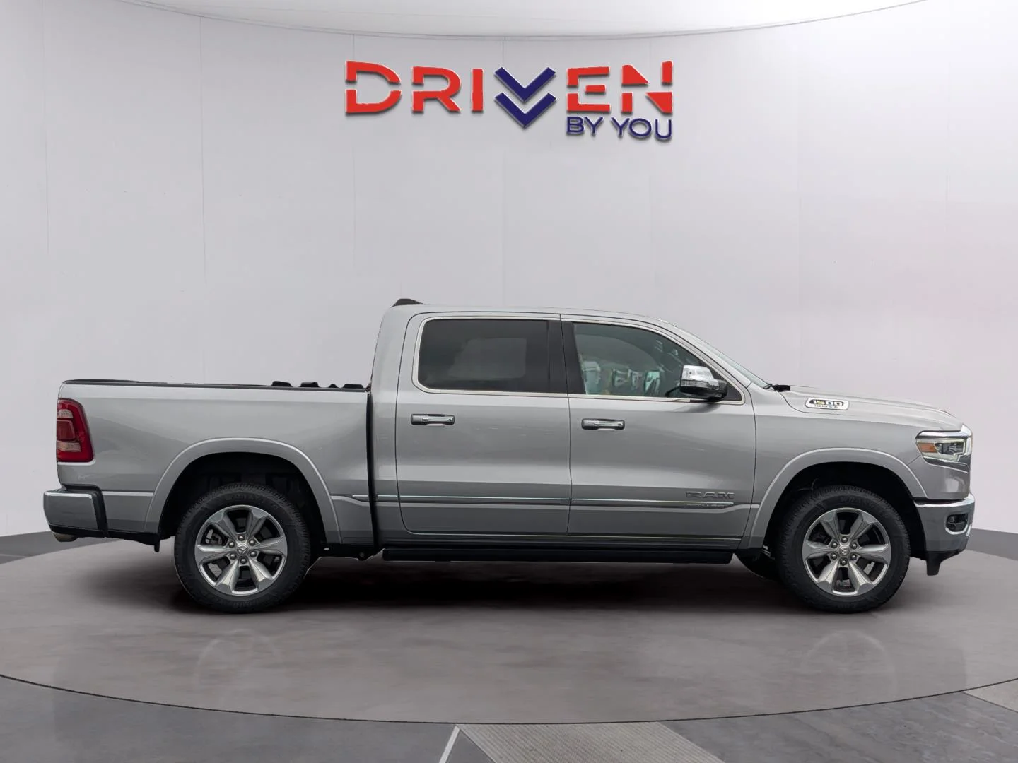 Used 2022 Billet Silver Metallic Clearcoat Ram Limited image 6