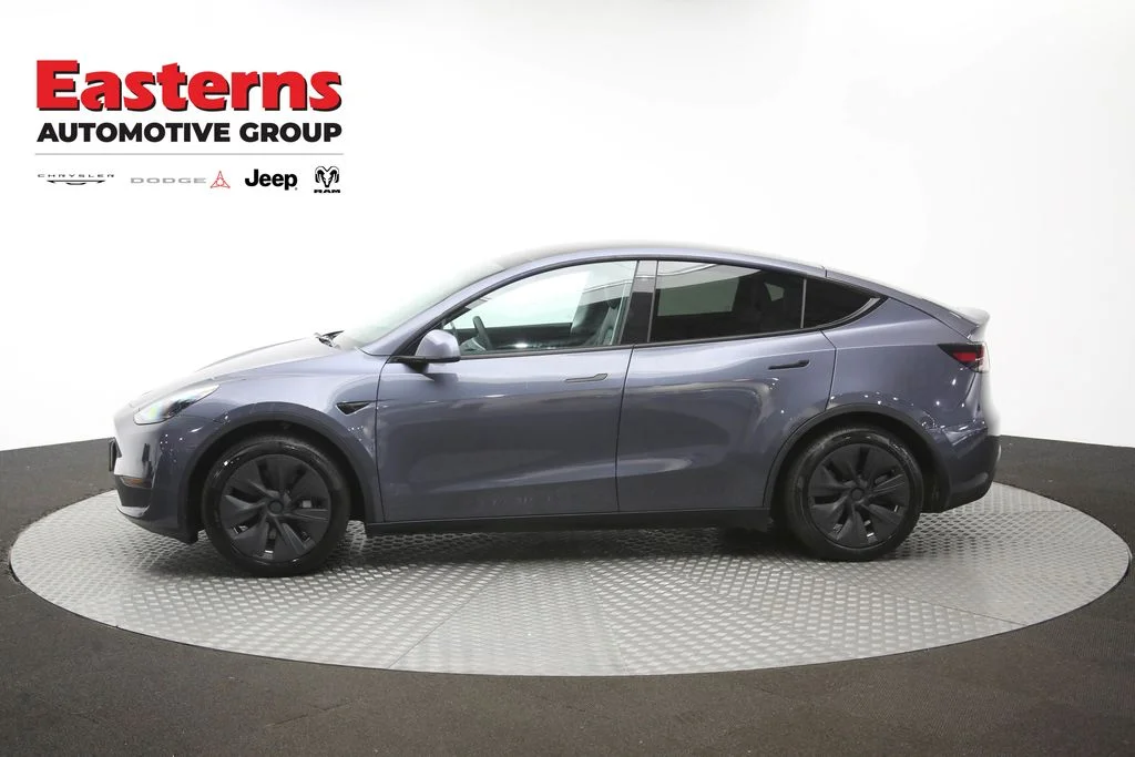 Used 2022 Gray Tesla Long Range image 52