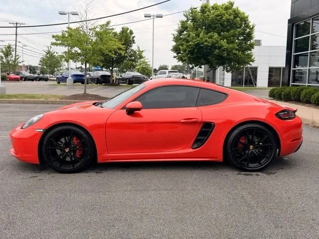 Used 2018 Lava Orange Porsche S image 4