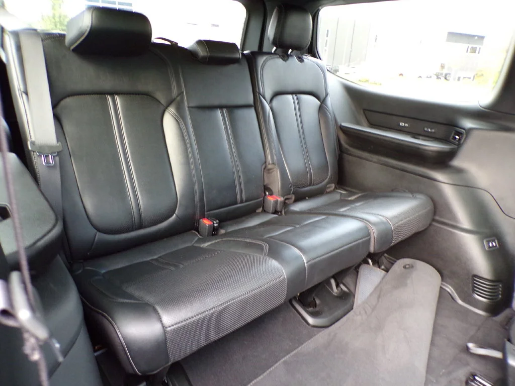 Used 2022 Black Jeep Series III image 13