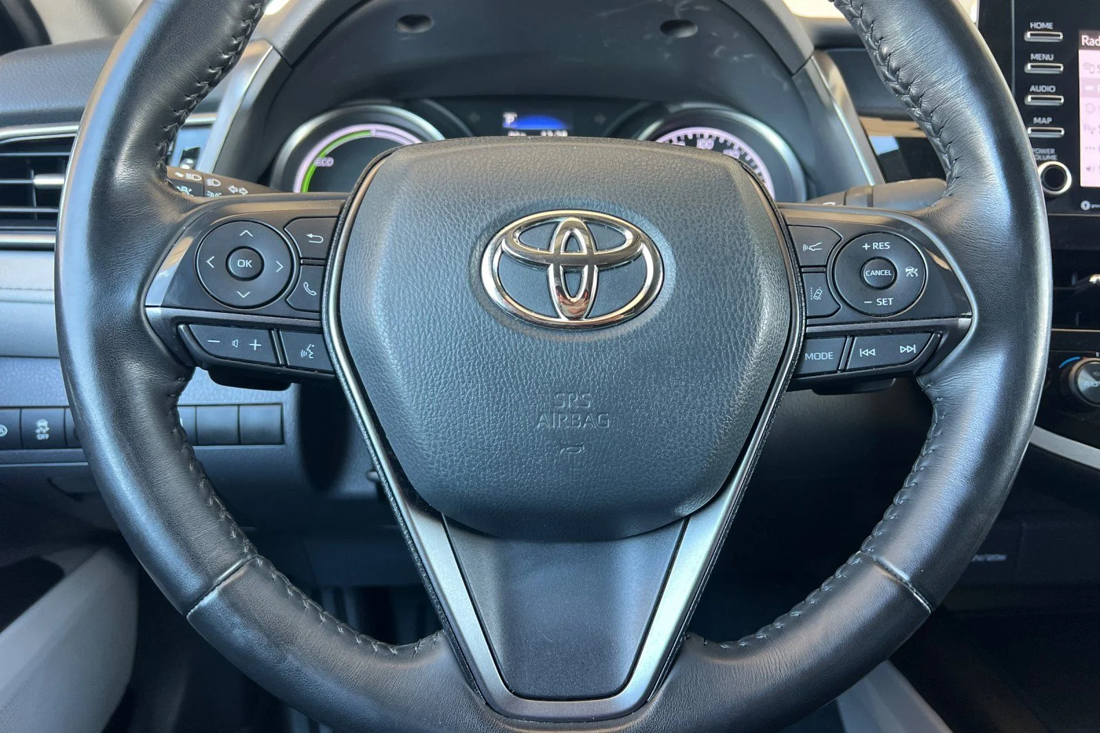 Used 2023 Gray Toyota SE image 22