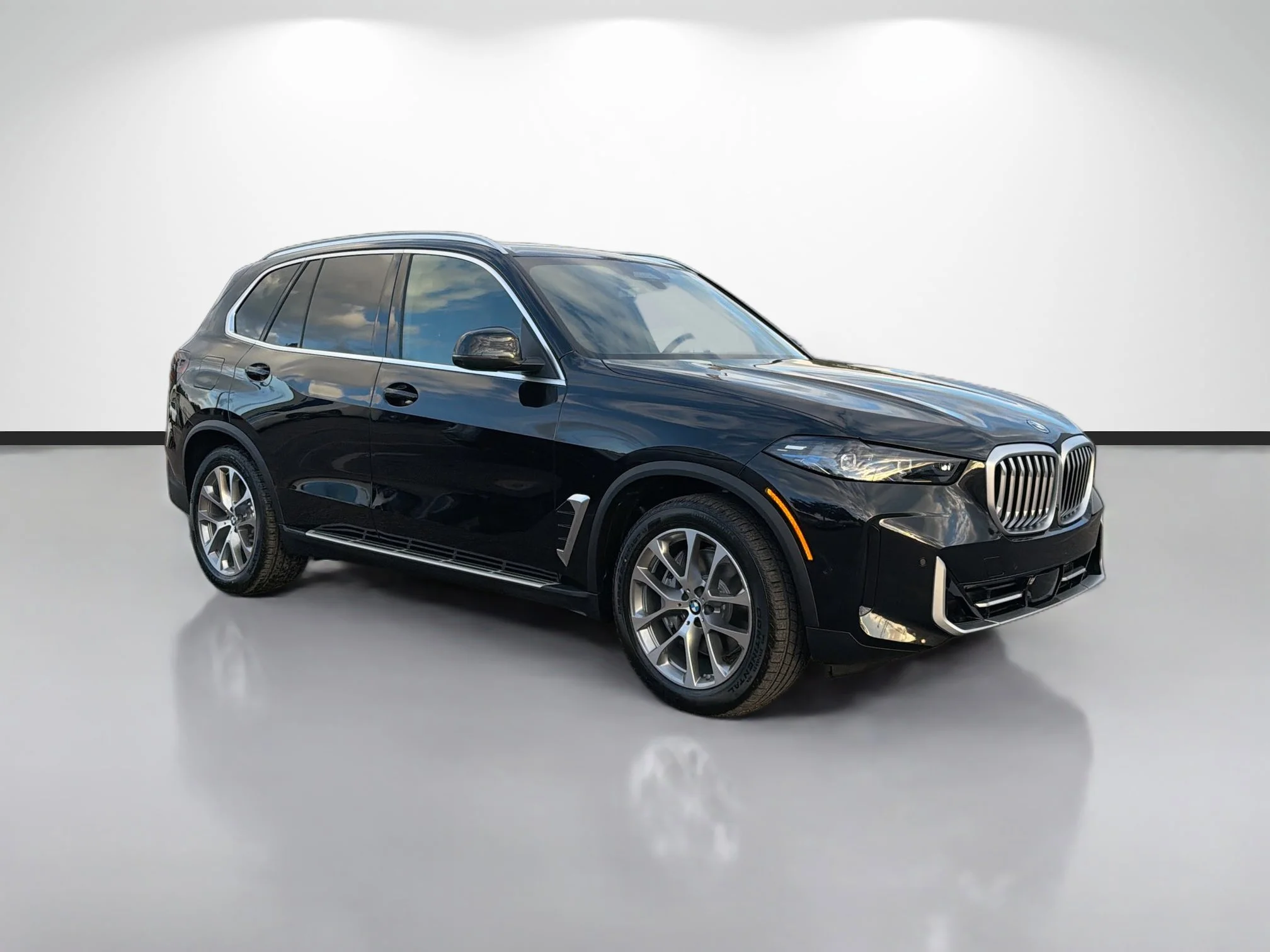 New 2026 Black Sapphire Metallic BMW xDrive50e image 1