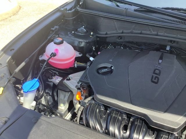 2025 Hyundai Tucson SE - Photo 14