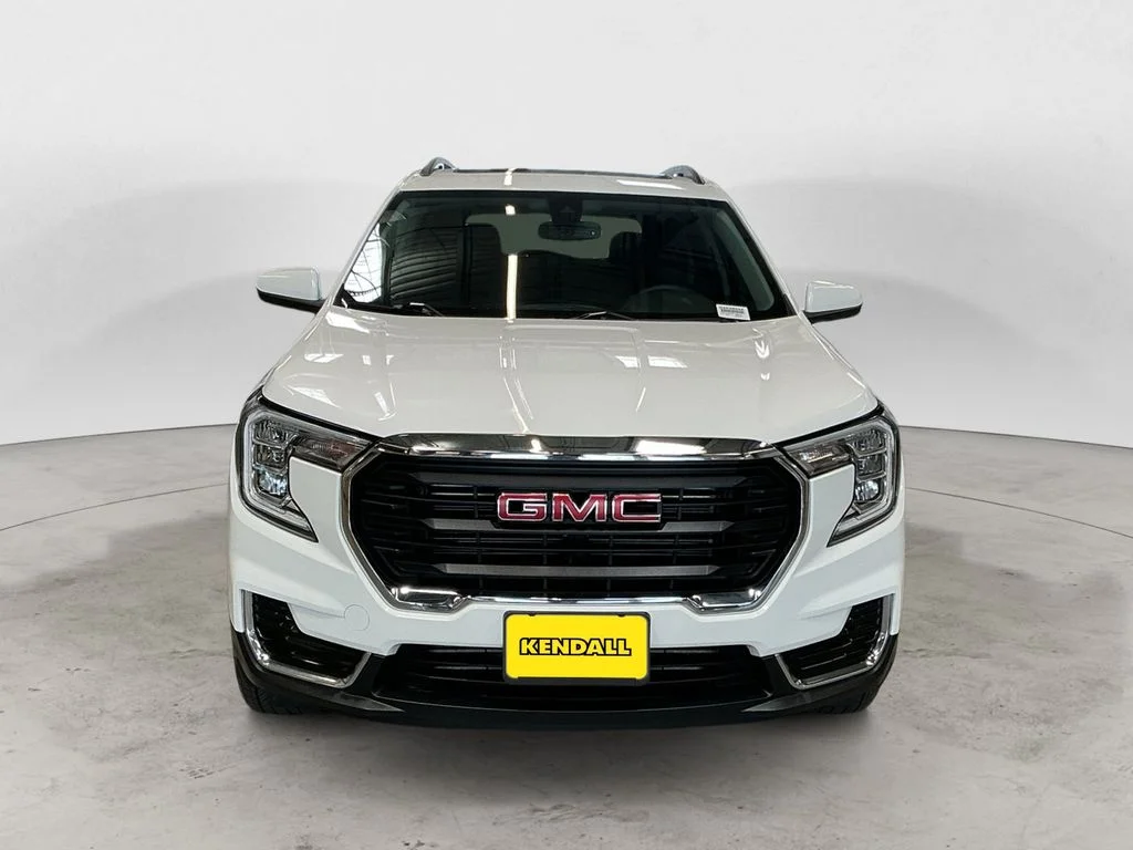 Certified Used 2024 White GMC SLE image 8