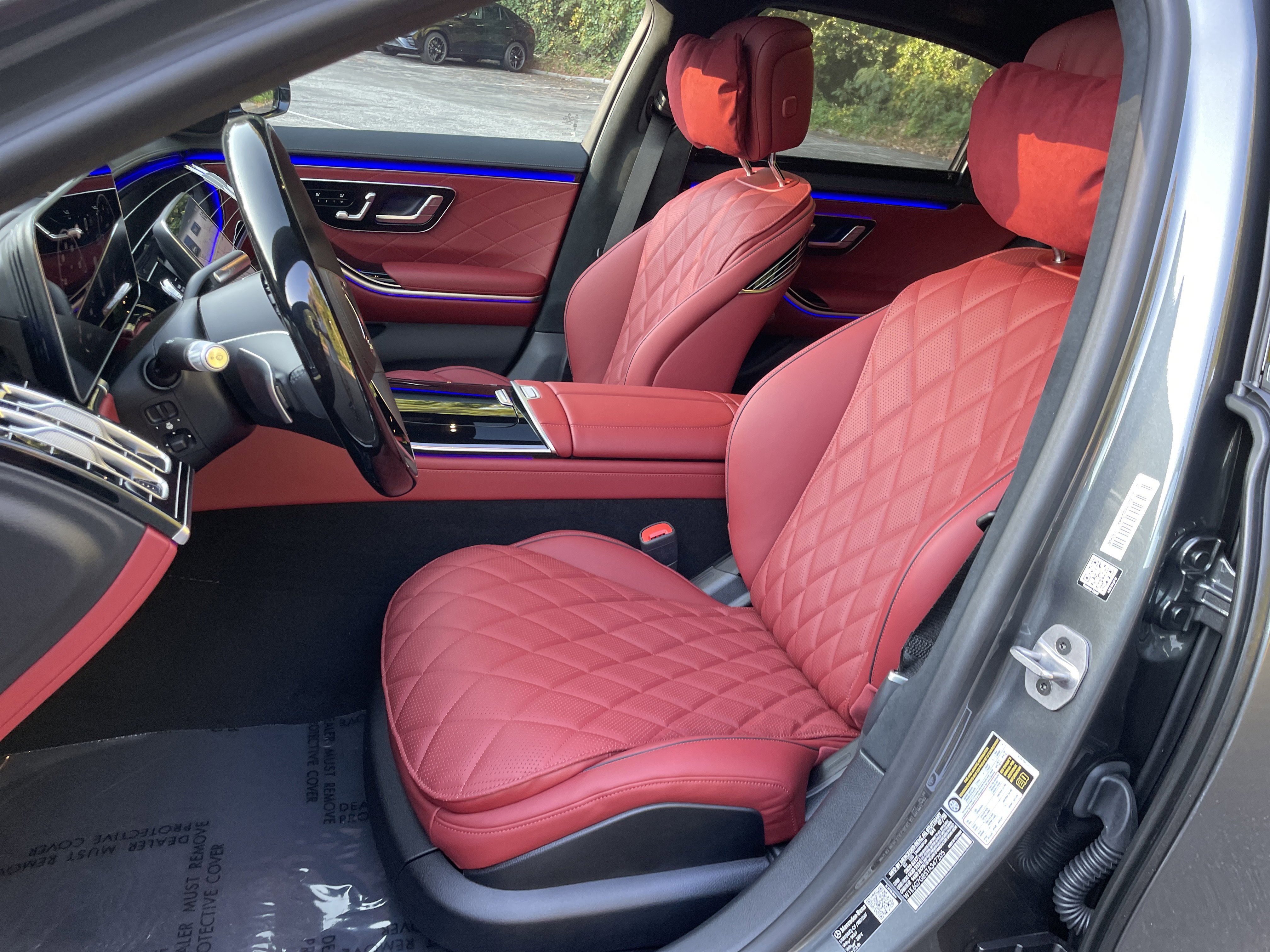 New 2026 MANUFAKTUR Signature Graphite Metallic Mercedes-Benz S 580 4MATIC® Sedan image 19