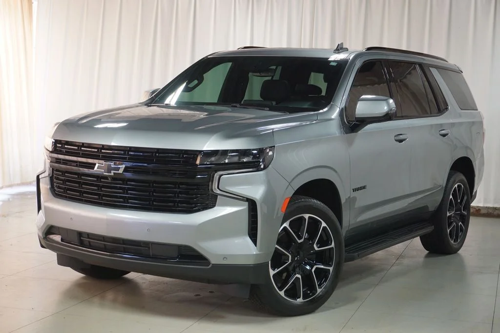 Used 2023 Sterling Gray Metallic Chevrolet RST image 13