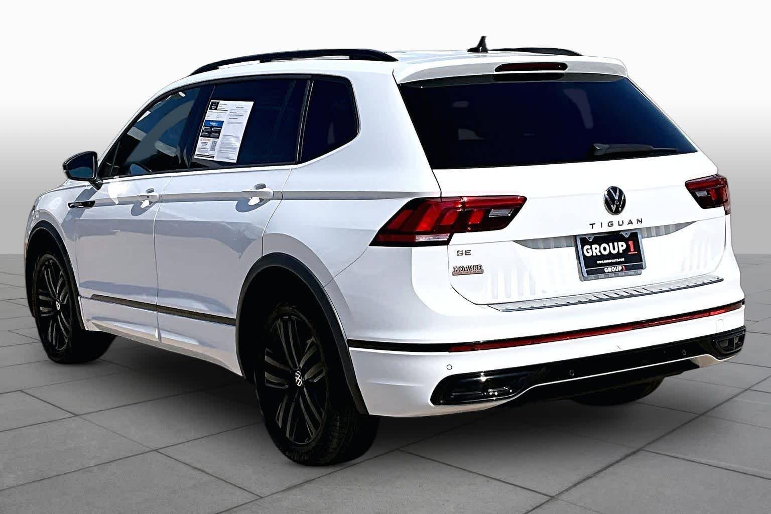 Used 2022 Pure White Volkswagen SE R-Line Black image 11