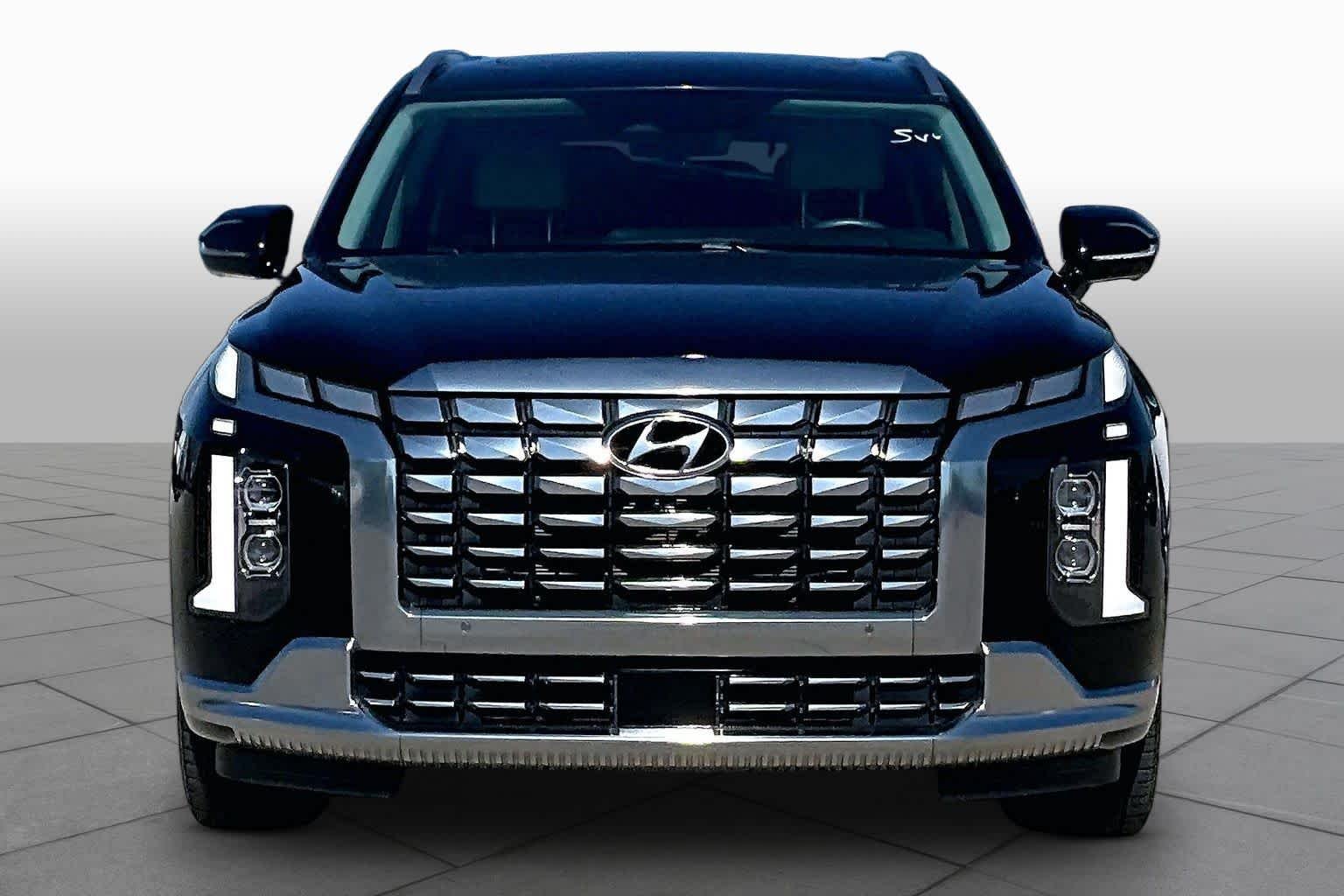 Used 2024 Abyss Black Pearl Hyundai Calligraphy image 4
