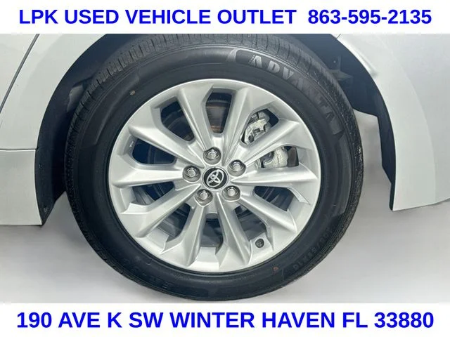 Certified Used 2022 Silver Toyota LE image 27