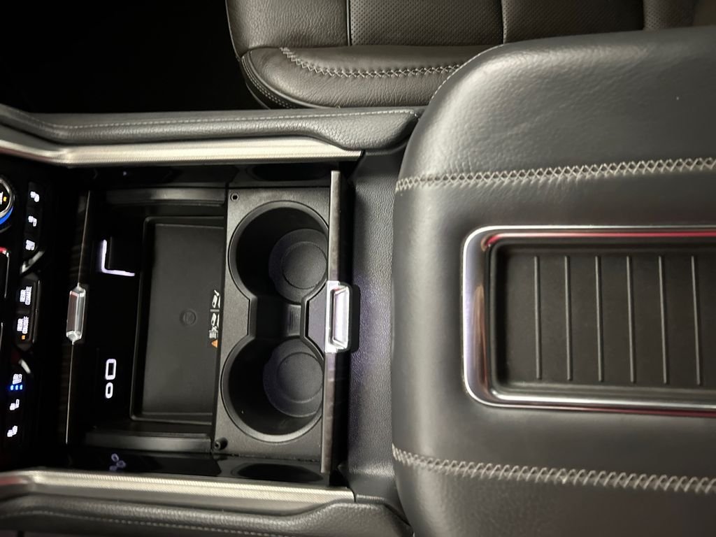 Used 2023 Blue GMC Denali image 23
