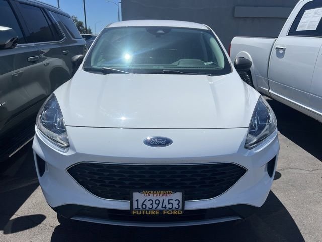 Used 2022 White Ford SE image 2