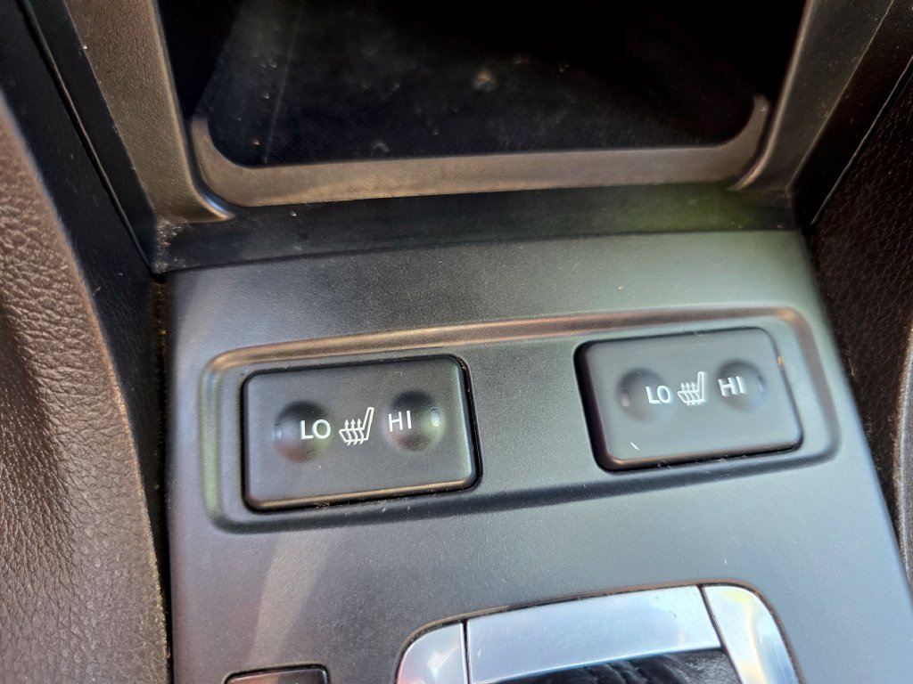 Used 2020  Acura Premium Package image 35