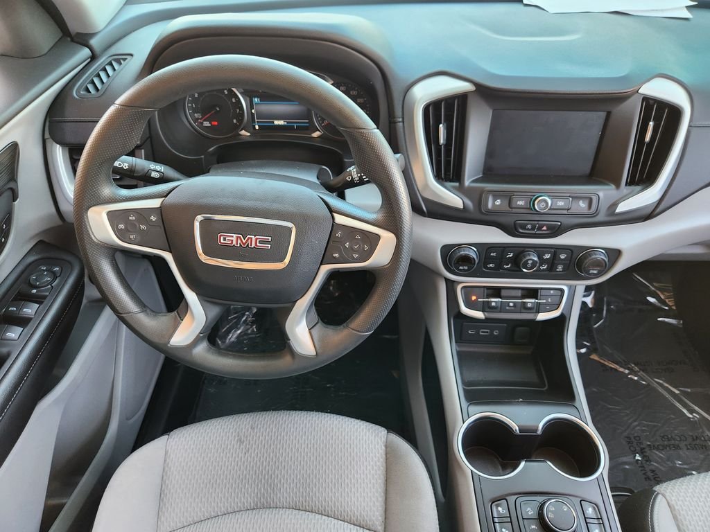 Used 2023 Summit White GMC SLE image 27